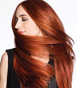 Marques et fournisseurs Lizzy Jagger, nouvelle muse  de Redken