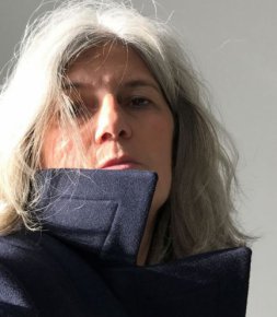 Culture/ Mode  Sophie Fontanel : pour l’amour des cheveux blancs