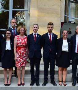Concours Les Jeunes de l'Equipe de France des Métiers reçus par la ministre du Travail 