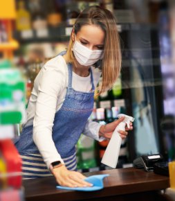 Santé HYGIÈNE EN SALON : COMMENT GARDER LE CAP ?