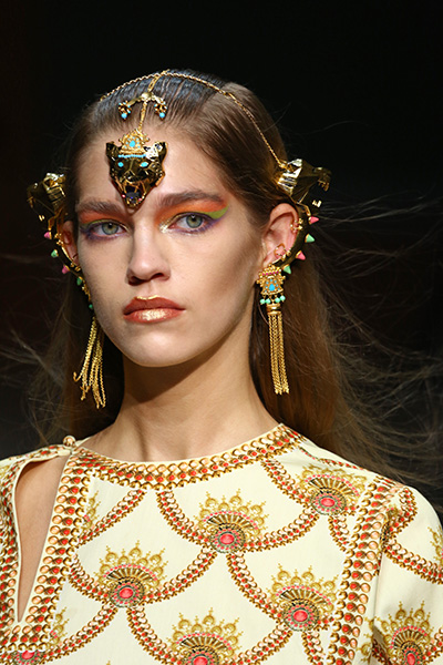 DÉFILÉS Manish Arora