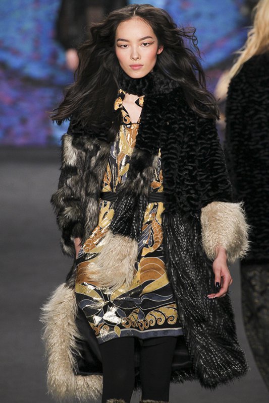 DÉFILÉS Anna Sui