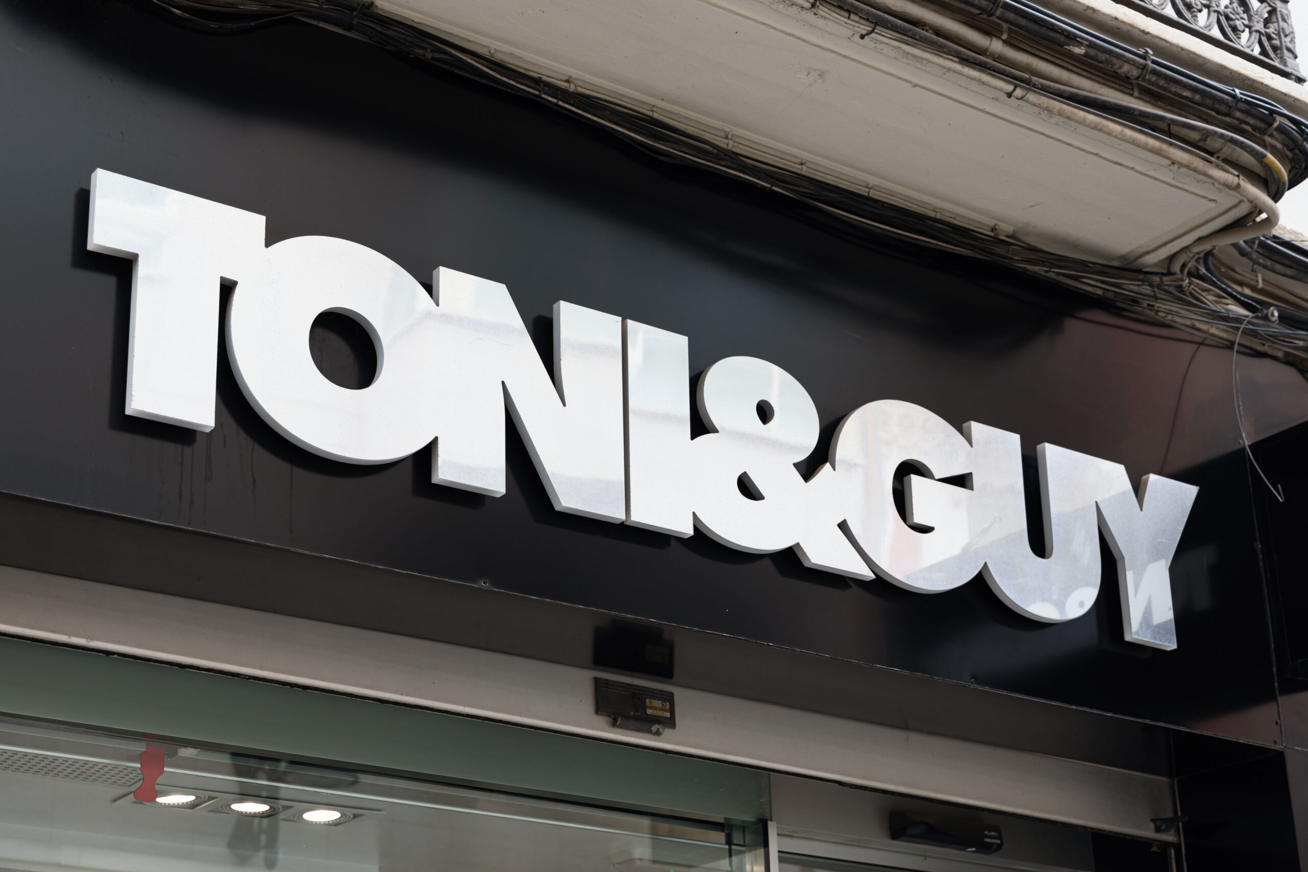 Toni&Guy France les salons repris par Mod's Hair