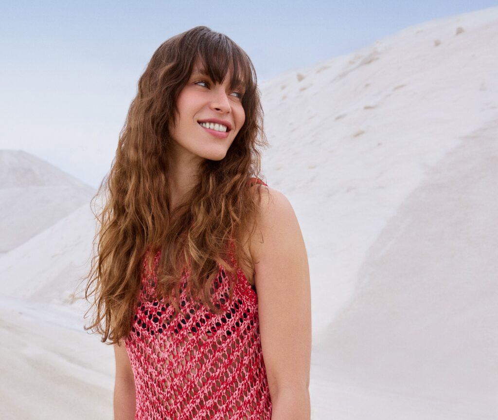 Saint Algue en phase avec le boho hair Shakira